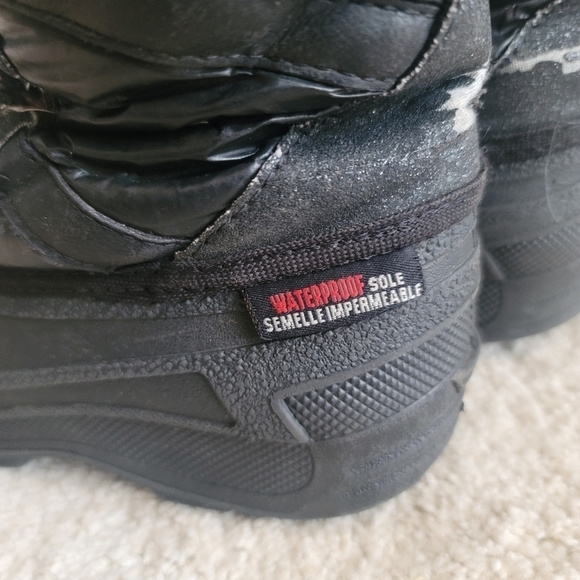 Winter Boots for Girls Size 1 in Black - Picture 10 of 14